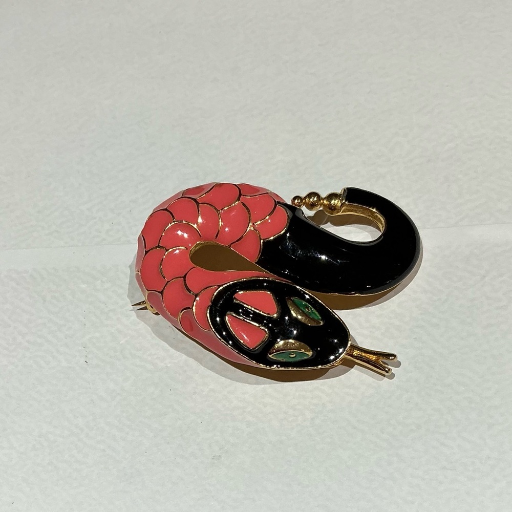 Vintage Enamel Serpent Snake Brooch in Black and coral color